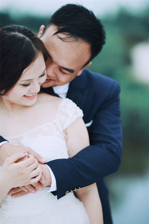 Ảnh cưới độc lạ của cặp đôi “Yêu là cưới” - 10