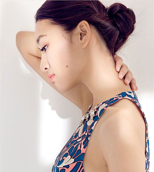 4 cách biến tấu tóc ép biến bạn thành quý cô sang chảnh - 16