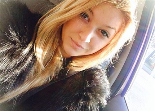 ban gai tan binh man city hop hon canh may rau - 10