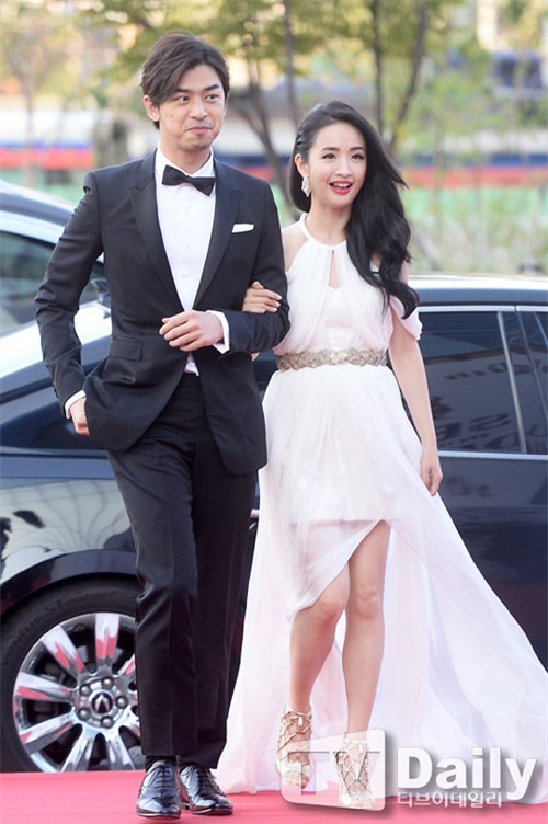 Lee Min Ho điển trai phong độ trên thảm đỏ LHP - 5