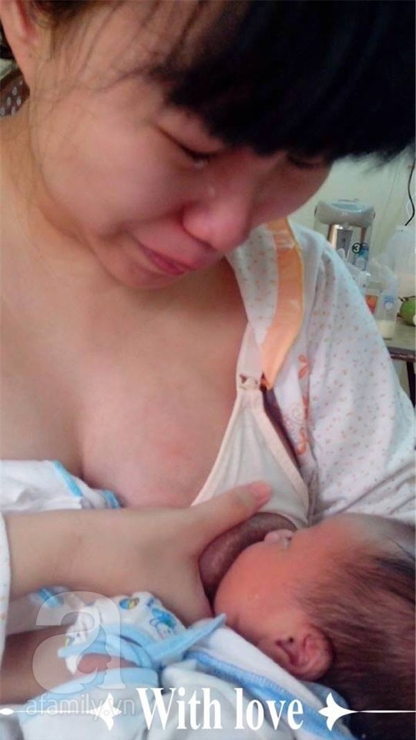 nuôi con bằng sữa mẹ, cho con bú