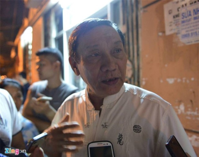 'Nghe nổ xé tai, chúng tôi vứt bát đũa bỏ chạy'