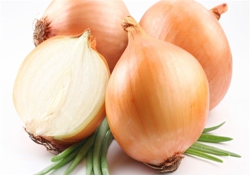 4 công thức đơn giản trị rụng tóc chỉ bằng hành tây - 1