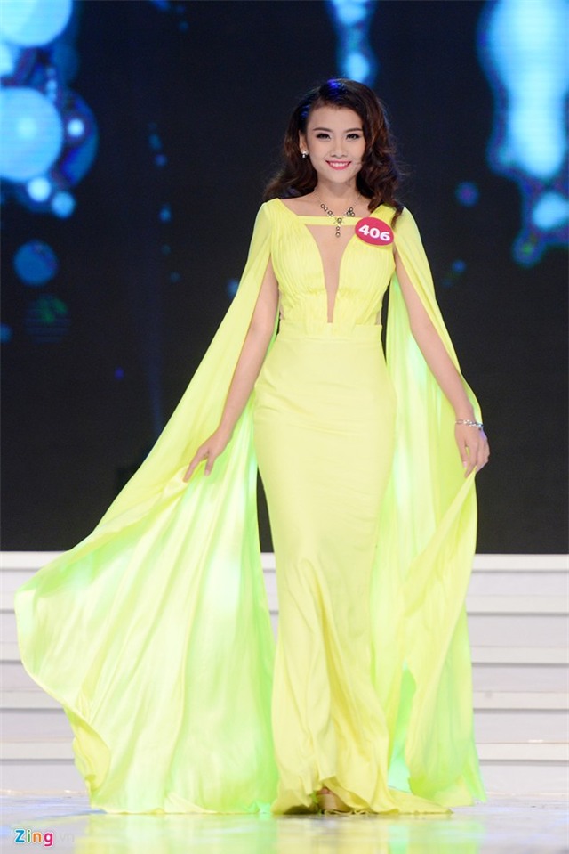 Người đẹp Hoa hậu Hoàn vũ Việt lộng lẫy với đầm dạ hội