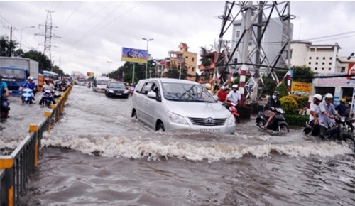 Sài Gòn, kẹt xe, mưa lụt, ngập nước, ngập lụt