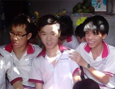 Sông Trường đang là sinh viên đại học.