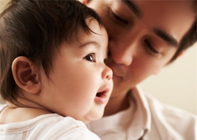 Vợ ngoại tình, tôi chấp nhận cảnh “gà trống nuôi con” - 1