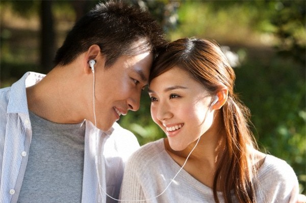 Tức giận cũng đừng nói ly hôn - 1