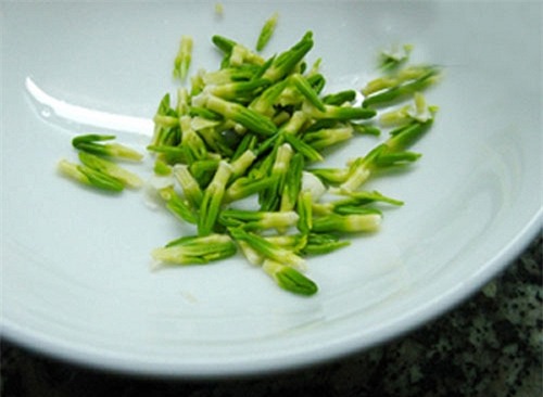 Tác dụng tuyệt vời của hạt sen bạn nên biết 10