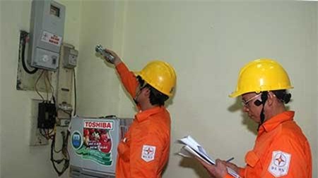 giá điện, EVN, Bộ Công Thương, tăng giá, lỗ tỷ giá, thu nhập, tổn thất điện năng, tiêu hao điện, giá thành, chi phí, giá-điện, EVN, Bộ-Công-Thương, tăng-giá, xăng, lỗ-tỷ-giá, thu-nhập, tổn-thất-điện-năng, tiêu-hao-điện, giá-thành, chi-phí