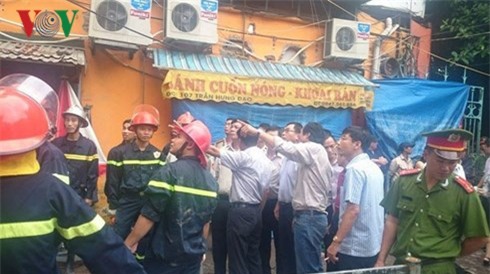 truc tiep: sap nha co o ha noi, co nan nhan tu vong hinh 0