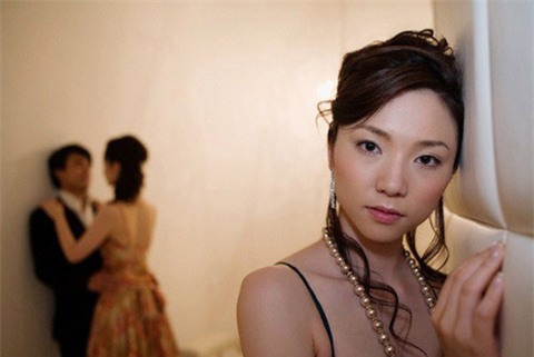 “Vợ ăn bám chồng thì khác gì gái bao” - 2