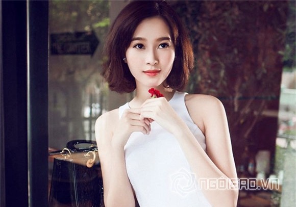 Thu Thảo tự véo má chụp hình 7