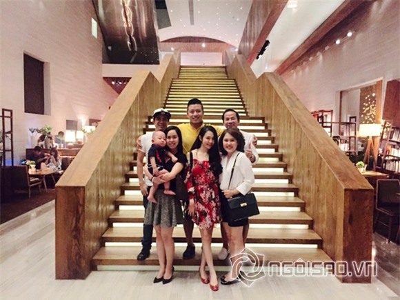 Tuấn Hưng và vợ con  3