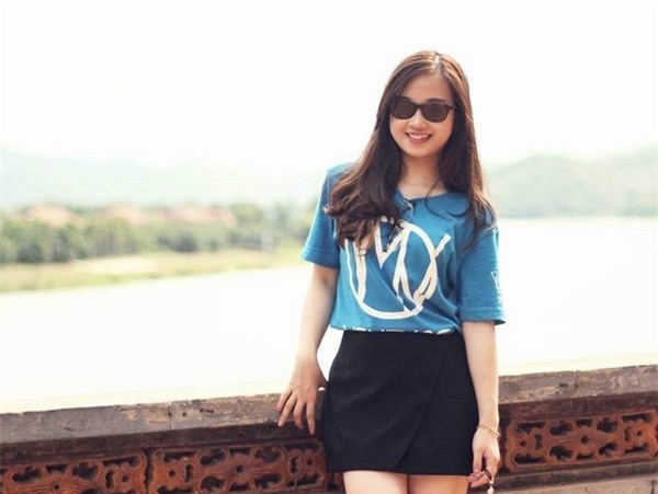 Cô là người đồng sáng lập CLB tình nguyện về môi trường Water Wise.