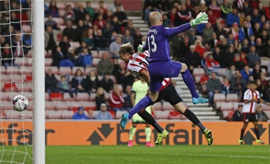 Bàn thắng danh dự của Sunderland do công của Toivonen