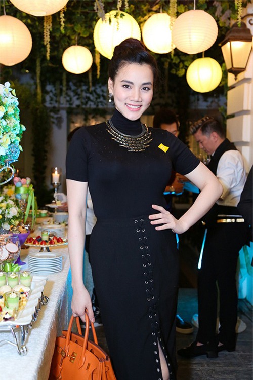 Trang Nhung: