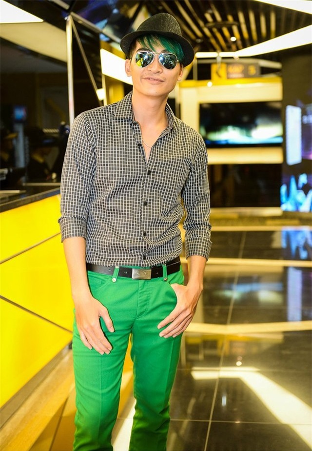 Khương Ngọc xuất hiện nổi bật trong buổi họp báo giới thiệu Gương mặt thân quen nhí mùa 2.