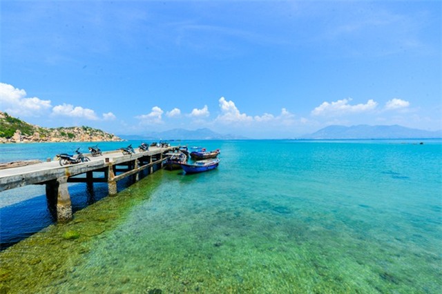 Một ngày khám phá 'hoang đảo Robinson'