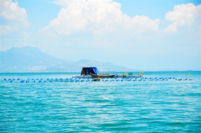 Một ngày khám phá 'hoang đảo Robinson'