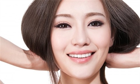 5 meo don gian giup mai toc ban day hon