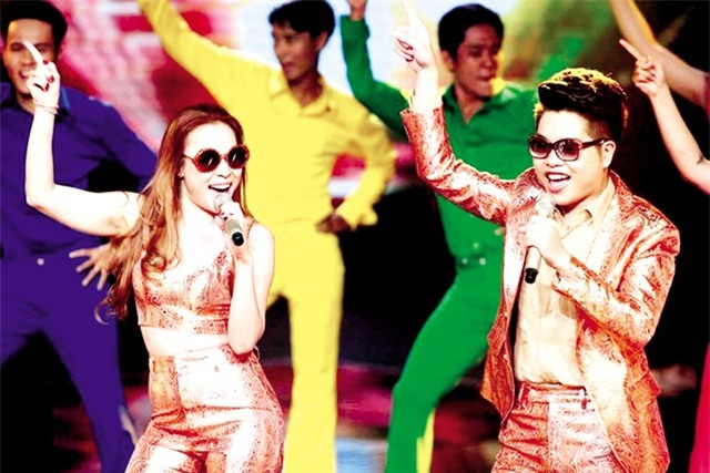 Cú “song kiếm hợp bích” của Mỹ Tâm và học trò trong đêm Chung kết đã khiến Đức Phúc “ăn điểm”. Ảnh: LVPH