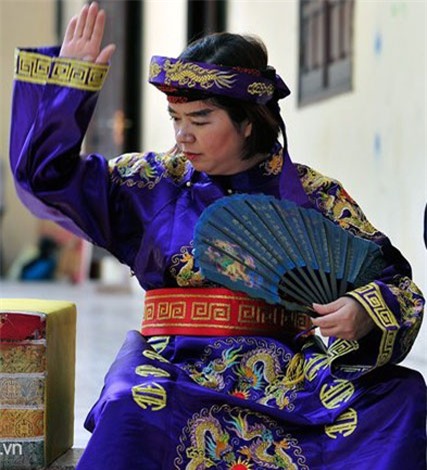Một cảnh trong lớp dạy hát văn.