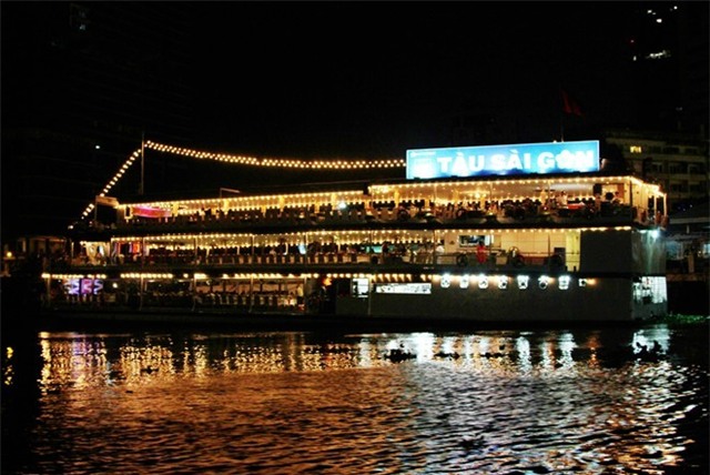 14 điểm hẹn hò Trung thu ở Sài Gòn