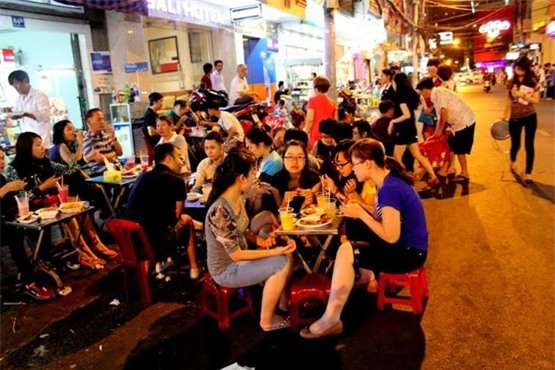14 điểm hẹn hò Trung thu ở Sài Gòn