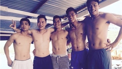 góc của sao (26.9): cong phuọng dua ngọc hải ra biẻn giải sàu hinh anh 1