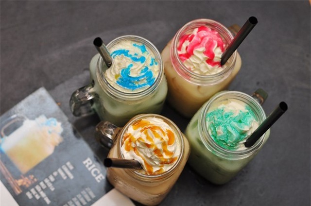 Giảng viên 8x bỏ việc đi bán nước gạo