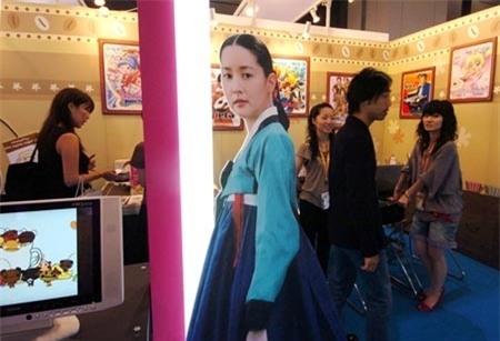 trieu-tien-xu-tu-3-nguoi-me-phim-han-quoc