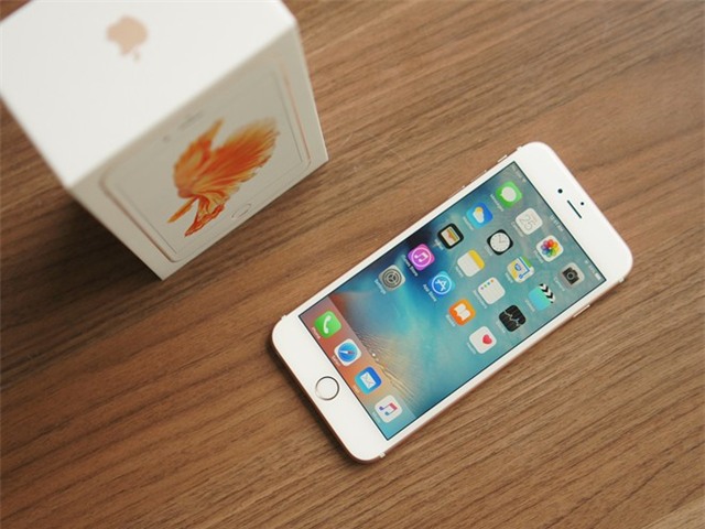 Mùa iPhone đắng đối với dân buôn