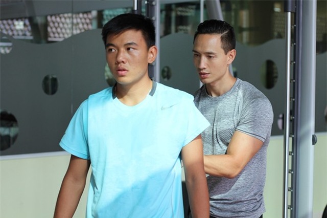 Kim Lý làm huấn luyện viên thể hình cho Lý Hoàng Nam