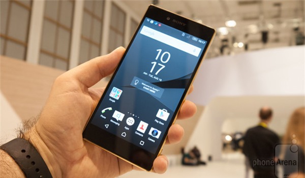 iPhone 6s, Xperia Z5 Premium, Marshall London, Galaxy S6 Active