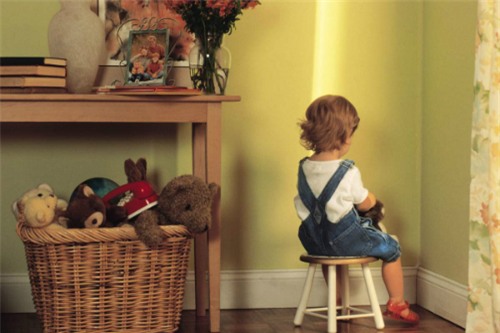 punish-kid-lie-7708-1429870403.jpg
