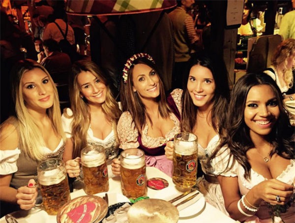 goc cua sao (30.9): sieu mau nga tung ‘anh nong’ dong vien james rodriguez hinh anh 3