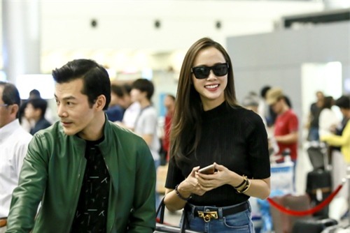 Vũ Ngọc Anh và Trần Bảo Sơn tình tứ tại sân bay - 5