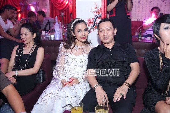 Hà Hồ, Mr. Đàm đi bar 5