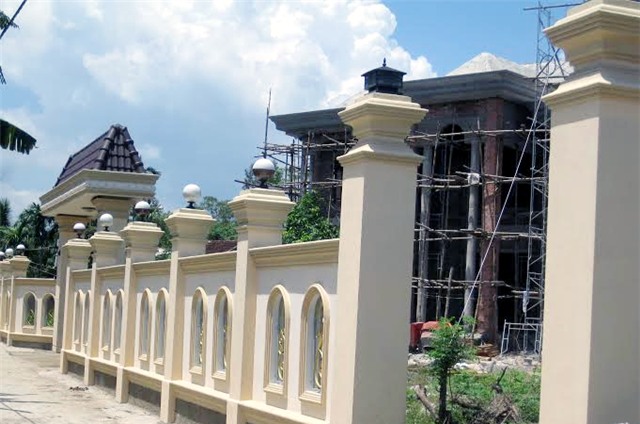 Hòa Khương, xuất ngoại, sang Lào, xây dựng, chủ thầu, biệt thự, Hòa-Khương, xuất-ngoại, Lào, xây-dựng