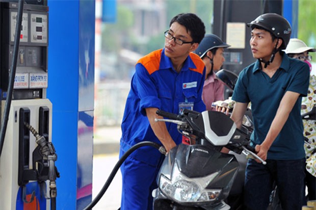 Từ ngày 1/7/2018, cột đo xăng dầu phải gắn thiết bị in chứng từ bán hàng để in và cung cấp chứng từ cho khách hàng