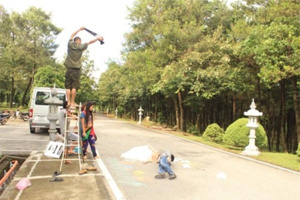 Những cảnh hậu trường chụp ảnh cưới