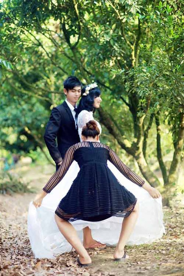 Những cảnh hậu trường chụp ảnh cưới