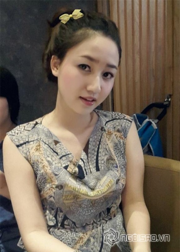 Ngắm loạt ảnh cũ đời thường của 2 Á hậu Hoàn vũ Việt Nam 2015 4