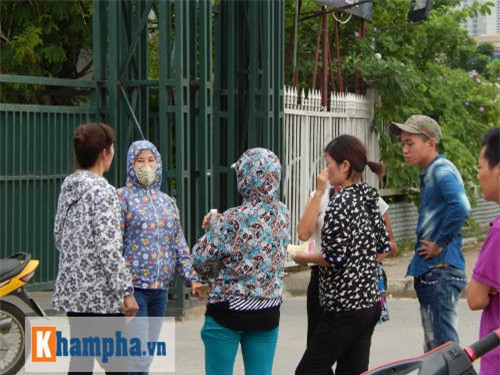 Đìu hiu người mua vé xem ĐT Việt Nam-Thái Lan - 2