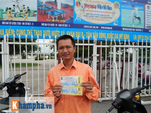 Đìu hiu người mua vé xem ĐT Việt Nam-Thái Lan - 3