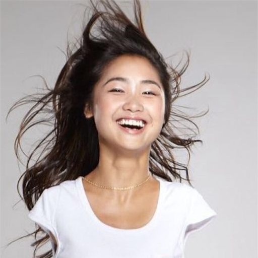 cam phuc su kien cuong cua co gai khong tay xinh dep hinh anh 9