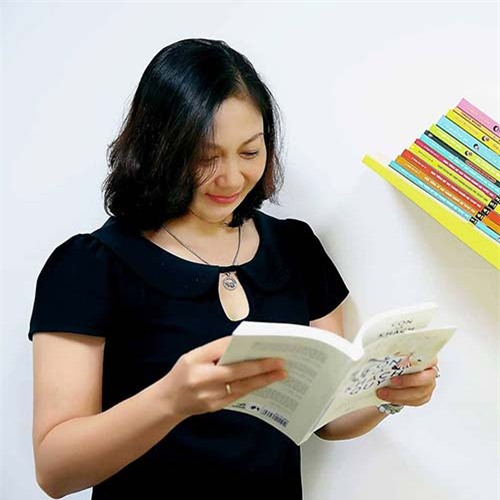 Tâm sự xúc động của mẹ có con gái từng bị cô giáo