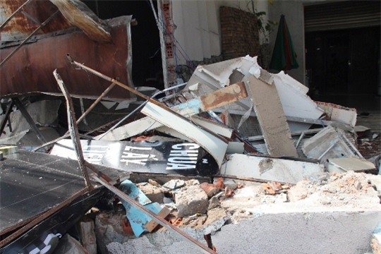 Trong đó, thiệt hại nặng nhất là ở căn nhà kinh doanh điện thoại di động