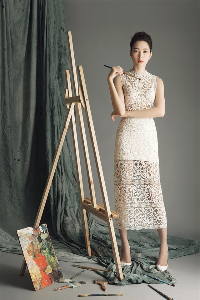 Hoa hậu Đặng Thu Thảo sexy và cá tính